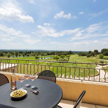 Madame Vacances Domaine Du Provence Country Club Service Premium Saumane-de-Vaucluse Exterior photo